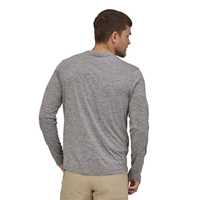 Maglie - Feather Grey - Uomo - Maglia tecnica uomo Ms Long - Sleeved Cap Cool Daily Graphic Shirt  Patagonia