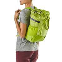 Zaini - Celery Green - Unisex - Lightweight Travel Tote Pack 22L  Patagonia
