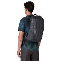 Zaini - Smolder Blue Forge Grey - Unisex - Black Hole Pack 25L  Patagonia